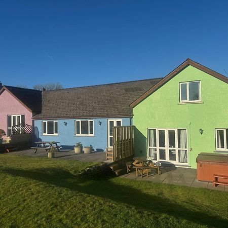 Trenewydd Farm Holiday Cottages Cardigan Ngoại thất bức ảnh