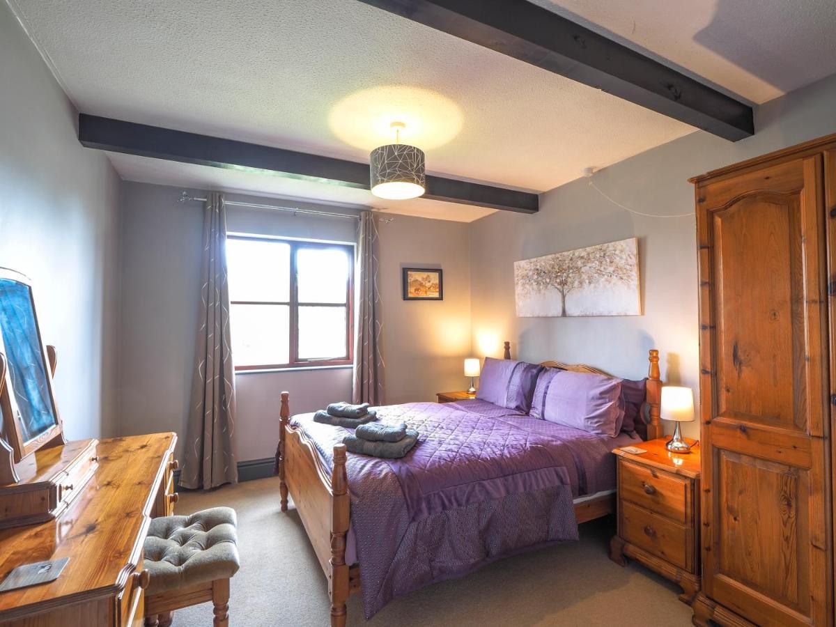Trenewydd Farm Holiday Cottages Cardigan Ngoại thất bức ảnh