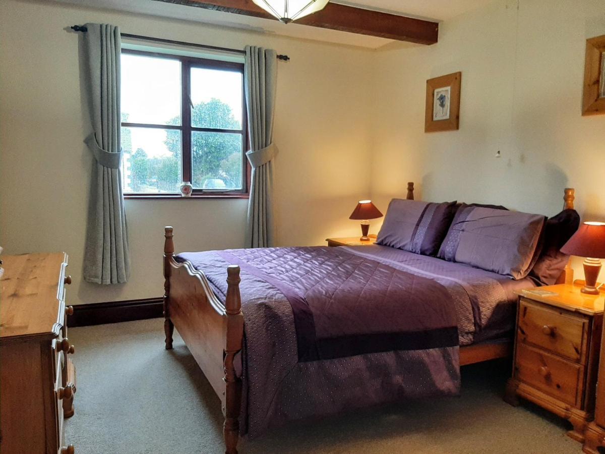 Trenewydd Farm Holiday Cottages Cardigan Ngoại thất bức ảnh