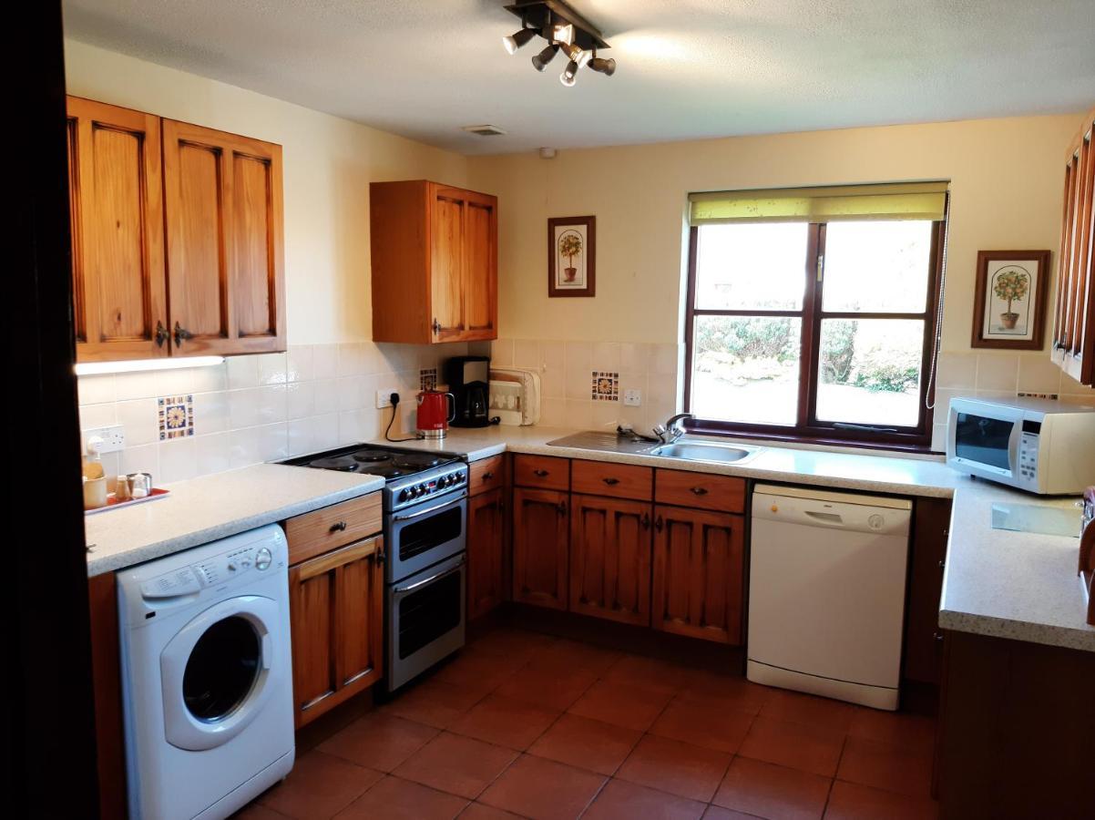 Trenewydd Farm Holiday Cottages Cardigan Ngoại thất bức ảnh