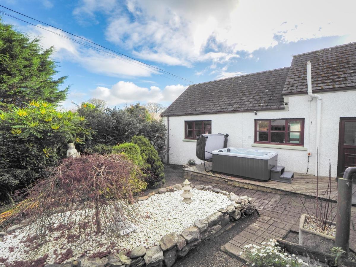 Trenewydd Farm Holiday Cottages Cardigan Ngoại thất bức ảnh