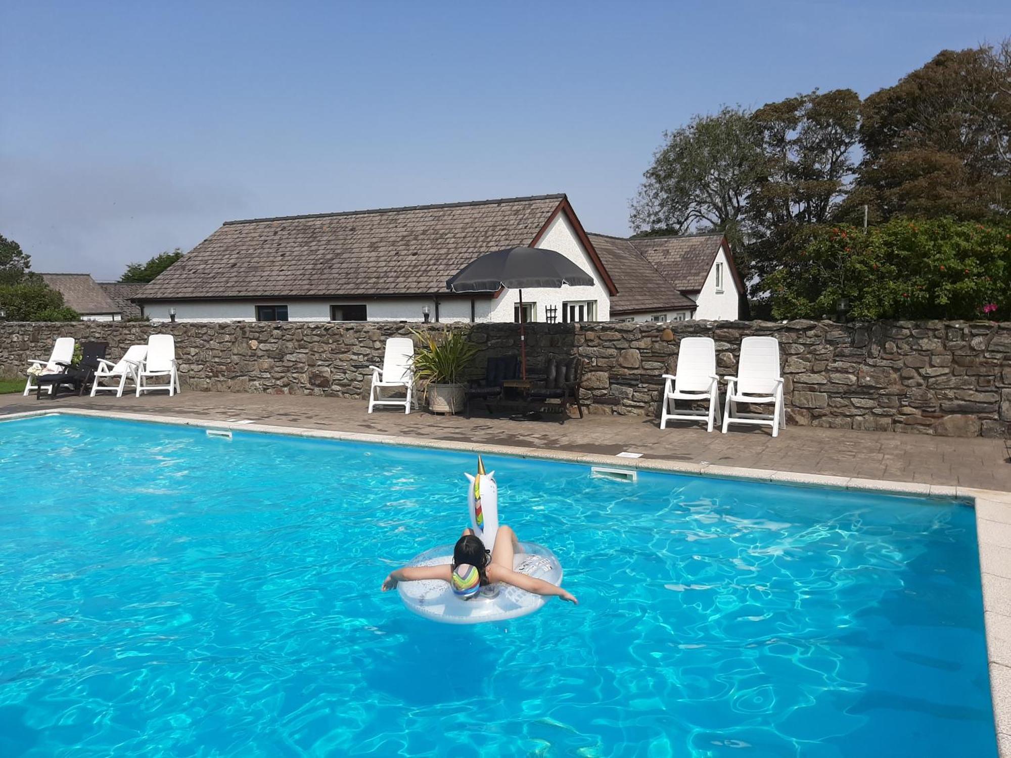 Trenewydd Farm Holiday Cottages Cardigan Ngoại thất bức ảnh